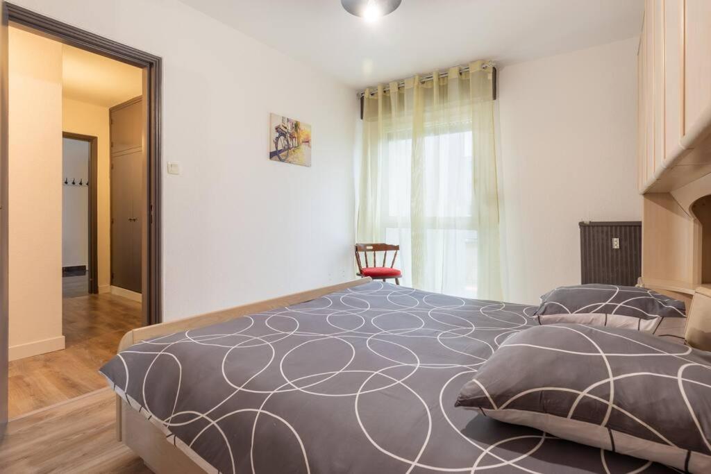Illzach Superbe Appartement Spacieux Avec Parking Gratuit מראה חיצוני תמונה